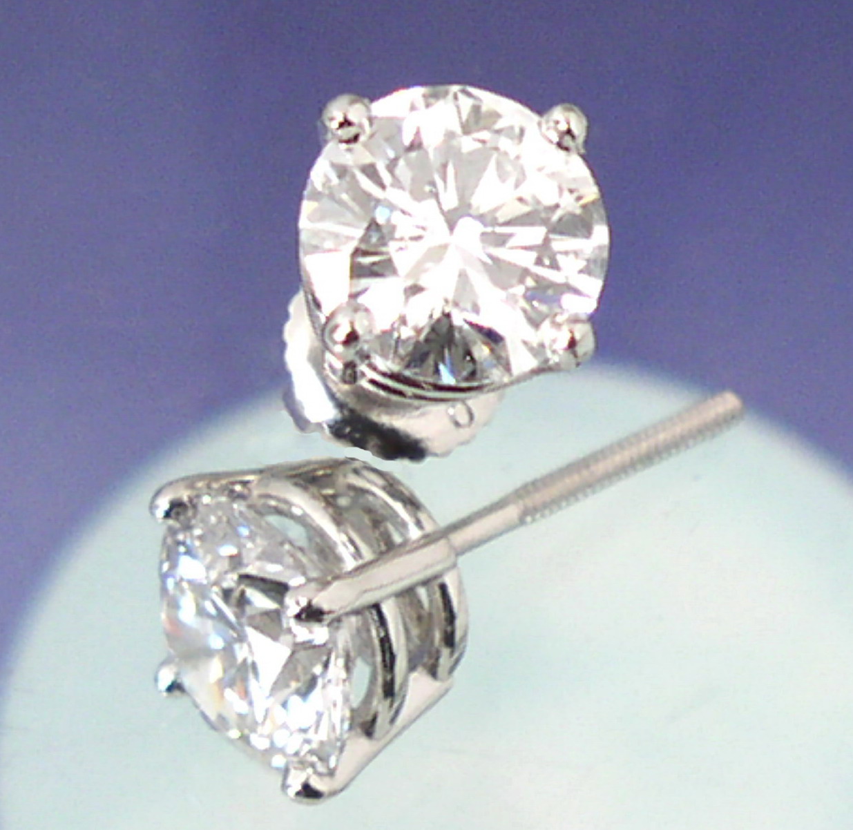 canada diamond earrings, canada diamond pendants, canada made diamond jewelery